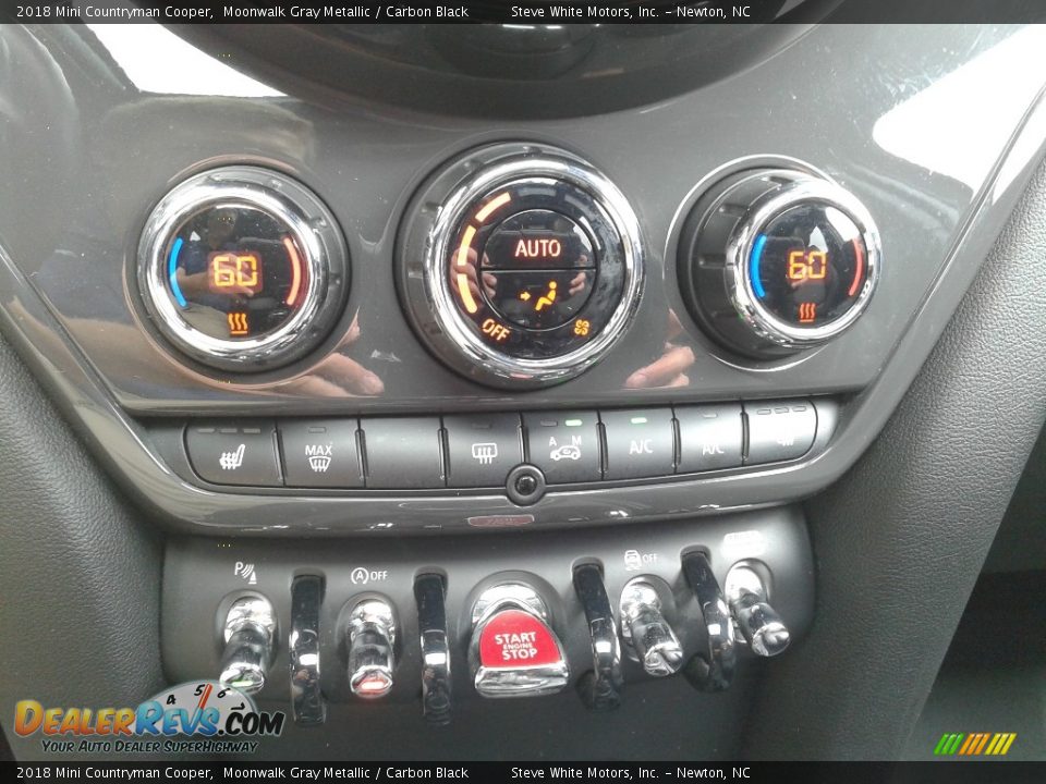 Controls of 2018 Mini Countryman Cooper Photo #27