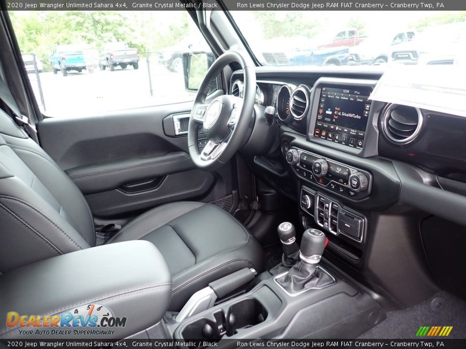 2020 Jeep Wrangler Unlimited Sahara 4x4 Granite Crystal Metallic / Black Photo #12