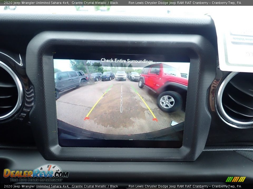 2020 Jeep Wrangler Unlimited Sahara 4x4 Granite Crystal Metallic / Black Photo #18
