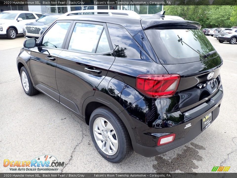 2020 Hyundai Venue SEL Black Noir Pearl / Black/Gray Photo #6