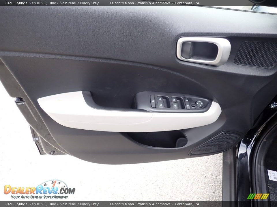 2020 Hyundai Venue SEL Black Noir Pearl / Black/Gray Photo #9