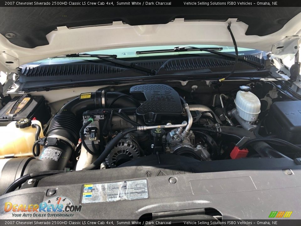 2007 Chevrolet Silverado 2500HD Classic LS Crew Cab 4x4 Summit White / Dark Charcoal Photo #3