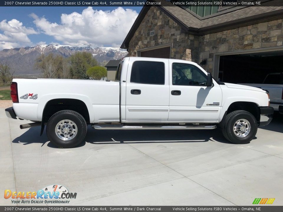 2007 Chevrolet Silverado 2500HD Classic LS Crew Cab 4x4 Summit White / Dark Charcoal Photo #7