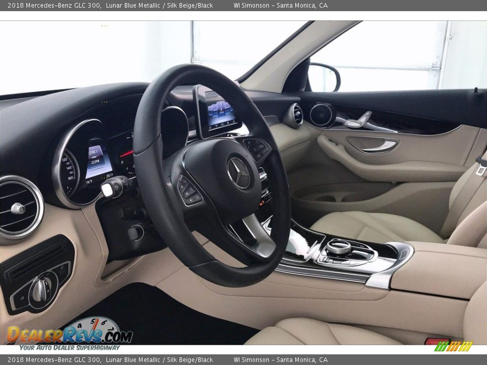 2018 Mercedes-Benz GLC 300 Lunar Blue Metallic / Silk Beige/Black Photo #22