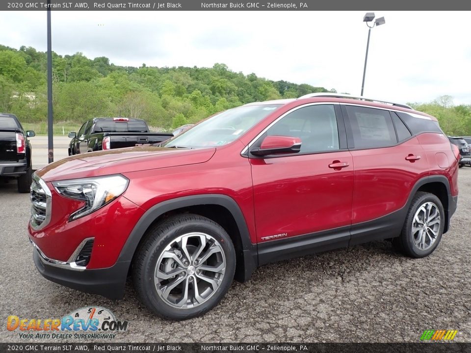 Front 3/4 View of 2020 GMC Terrain SLT AWD Photo #1