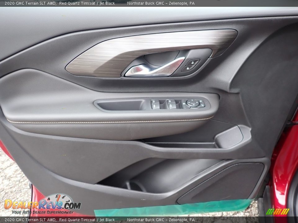 Door Panel of 2020 GMC Terrain SLT AWD Photo #16