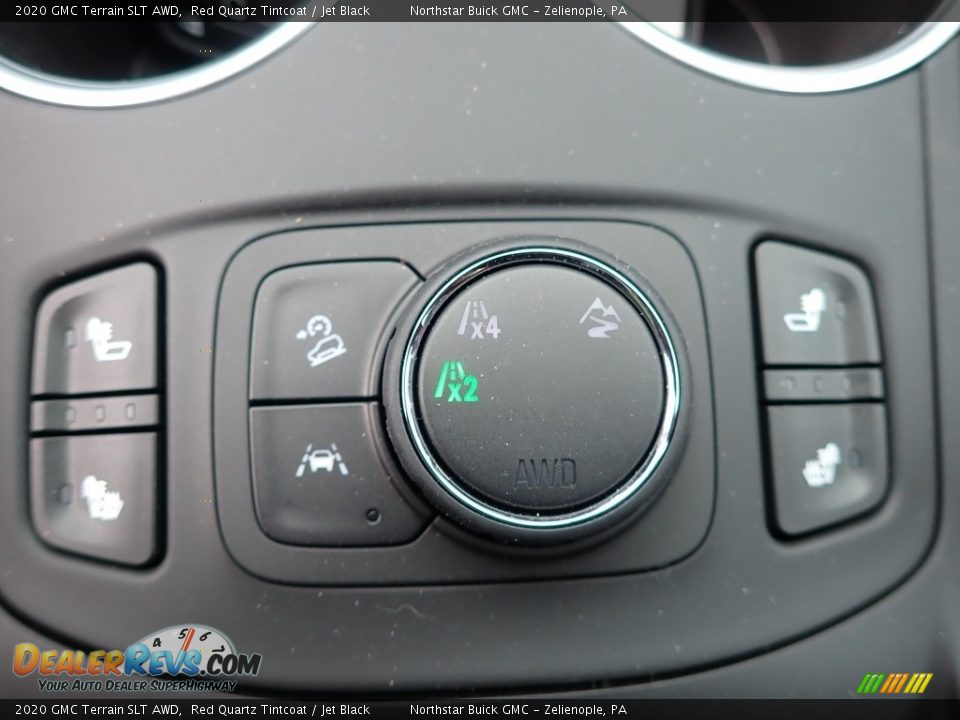 Controls of 2020 GMC Terrain SLT AWD Photo #18