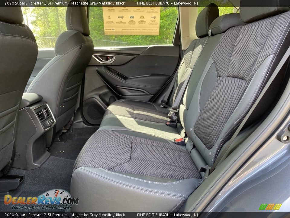 2020 Subaru Forester 2.5i Premium Magnetite Gray Metallic / Black Photo #8