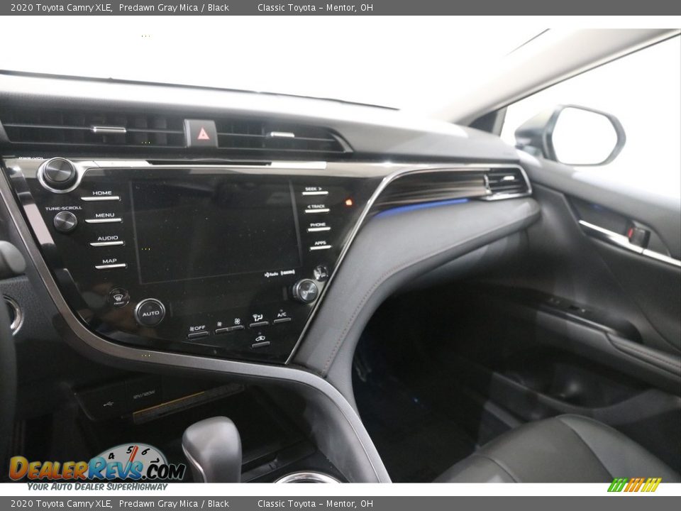 2020 Toyota Camry XLE Predawn Gray Mica / Black Photo #9