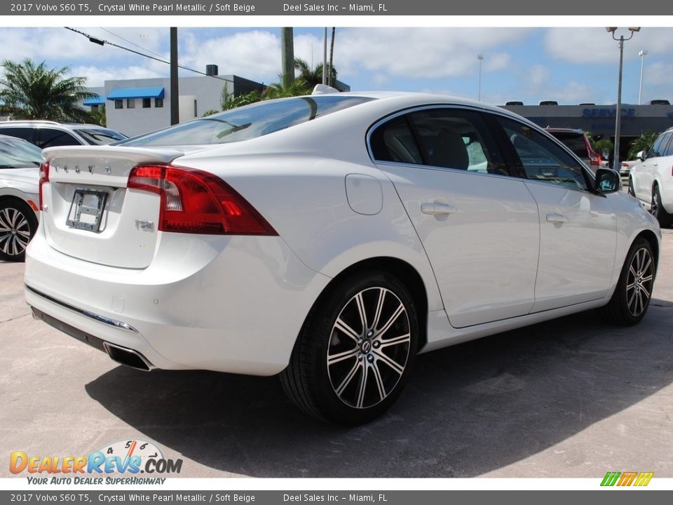 Crystal White Pearl Metallic 2017 Volvo S60 T5 Photo #10