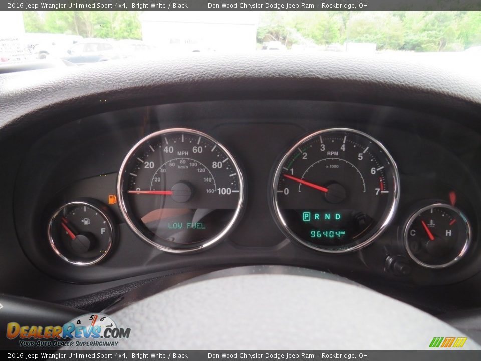 2016 Jeep Wrangler Unlimited Sport 4x4 Bright White / Black Photo #29