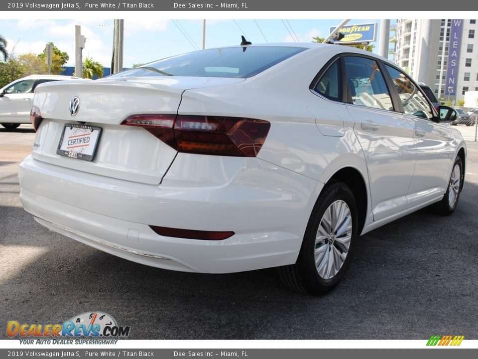 2019 Volkswagen Jetta S Pure White / Titan Black Photo #10