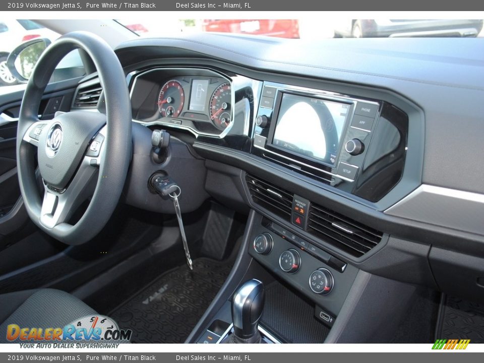 2019 Volkswagen Jetta S Pure White / Titan Black Photo #19