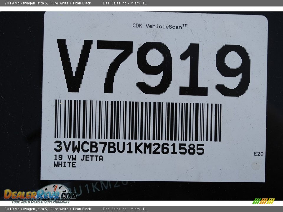 2019 Volkswagen Jetta S Pure White / Titan Black Photo #20