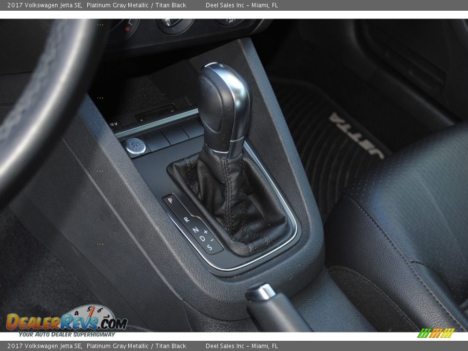 2017 Volkswagen Jetta SE Platinum Gray Metallic / Titan Black Photo #14