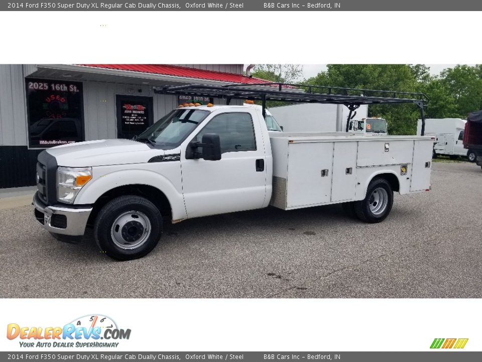 2014 Ford F350 Super Duty XL Regular Cab Dually Chassis Oxford White / Steel Photo #1