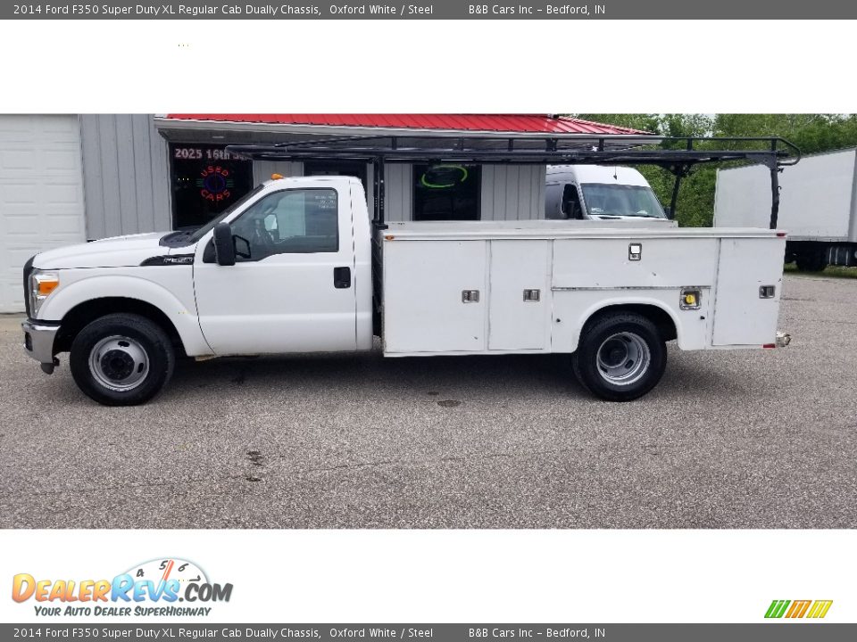 2014 Ford F350 Super Duty XL Regular Cab Dually Chassis Oxford White / Steel Photo #2