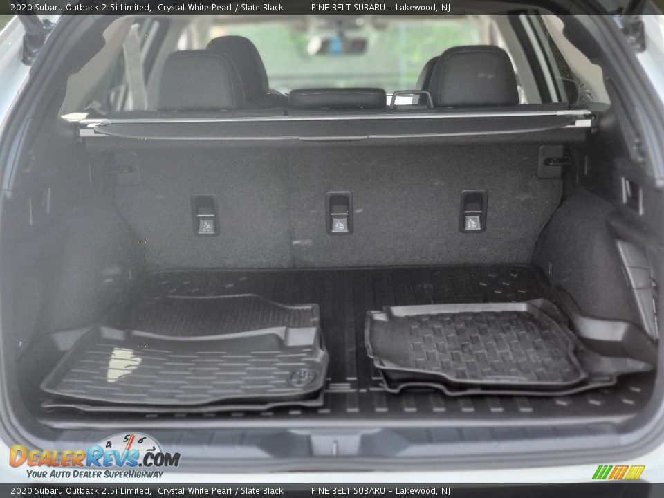 2020 Subaru Outback 2.5i Limited Crystal White Pearl / Slate Black Photo #30