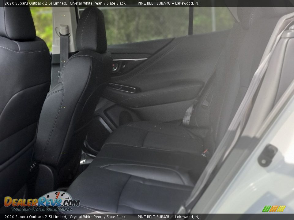 2020 Subaru Outback 2.5i Limited Crystal White Pearl / Slate Black Photo #32