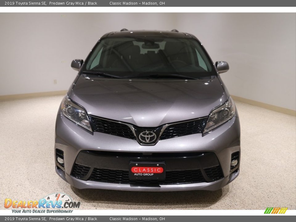 2019 Toyota Sienna SE Predawn Gray Mica / Black Photo #2