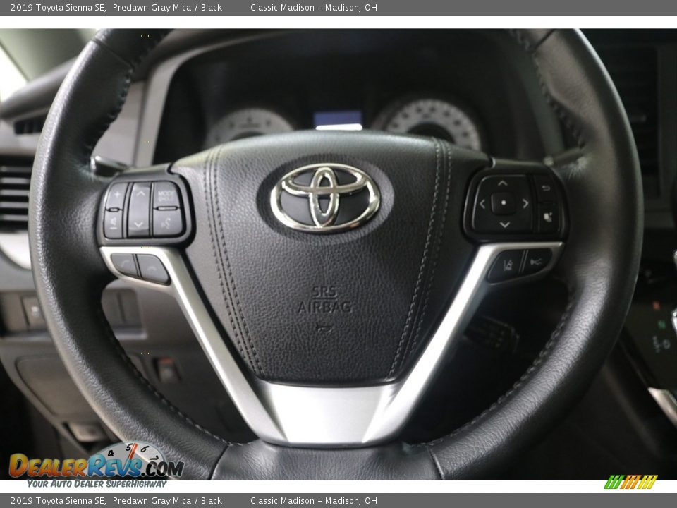 2019 Toyota Sienna SE Predawn Gray Mica / Black Photo #8