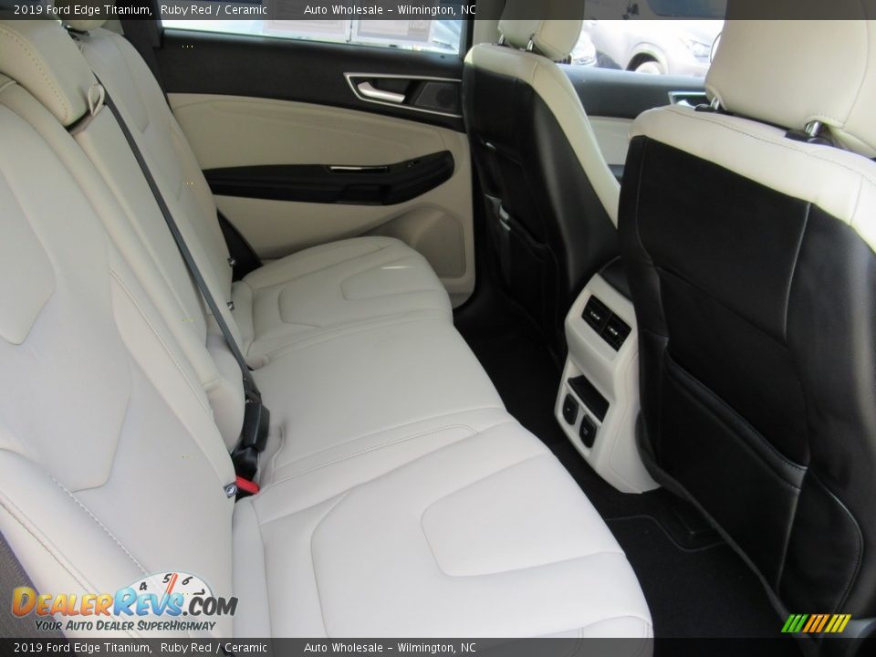 2019 Ford Edge Titanium Ruby Red / Ceramic Photo #14