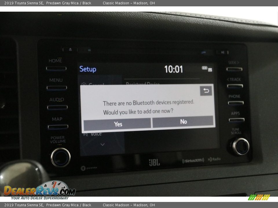 2019 Toyota Sienna SE Predawn Gray Mica / Black Photo #13