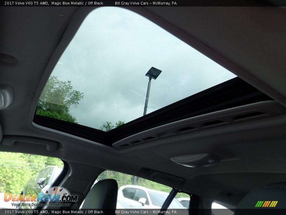 Sunroof of 2017 Volvo V60 T5 AWD Photo #20
