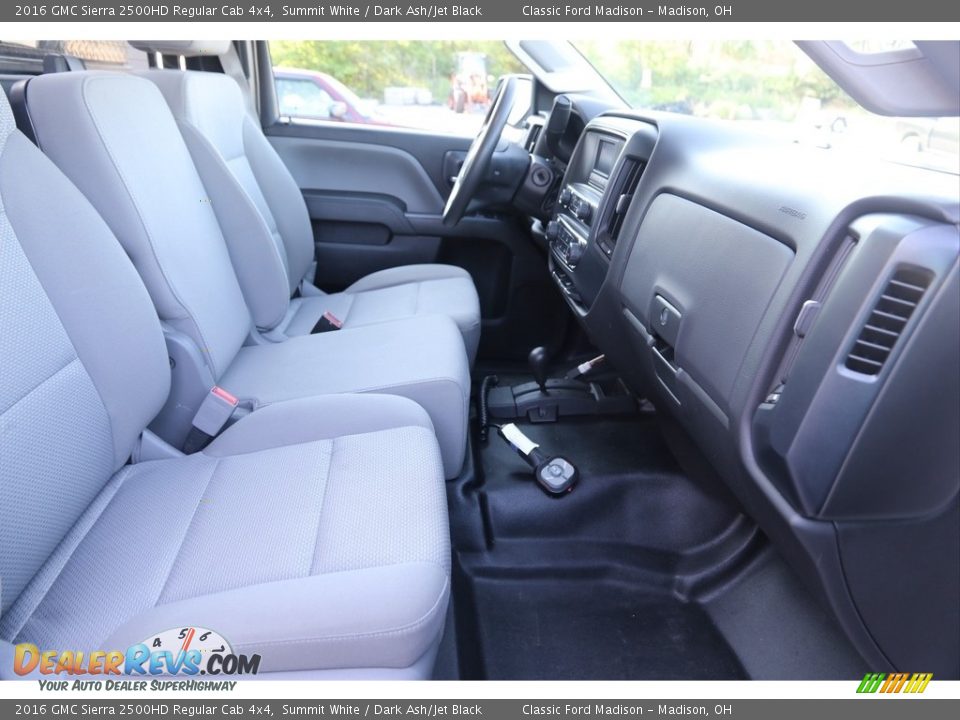 Front Seat of 2016 GMC Sierra 2500HD Regular Cab 4x4 Photo #13