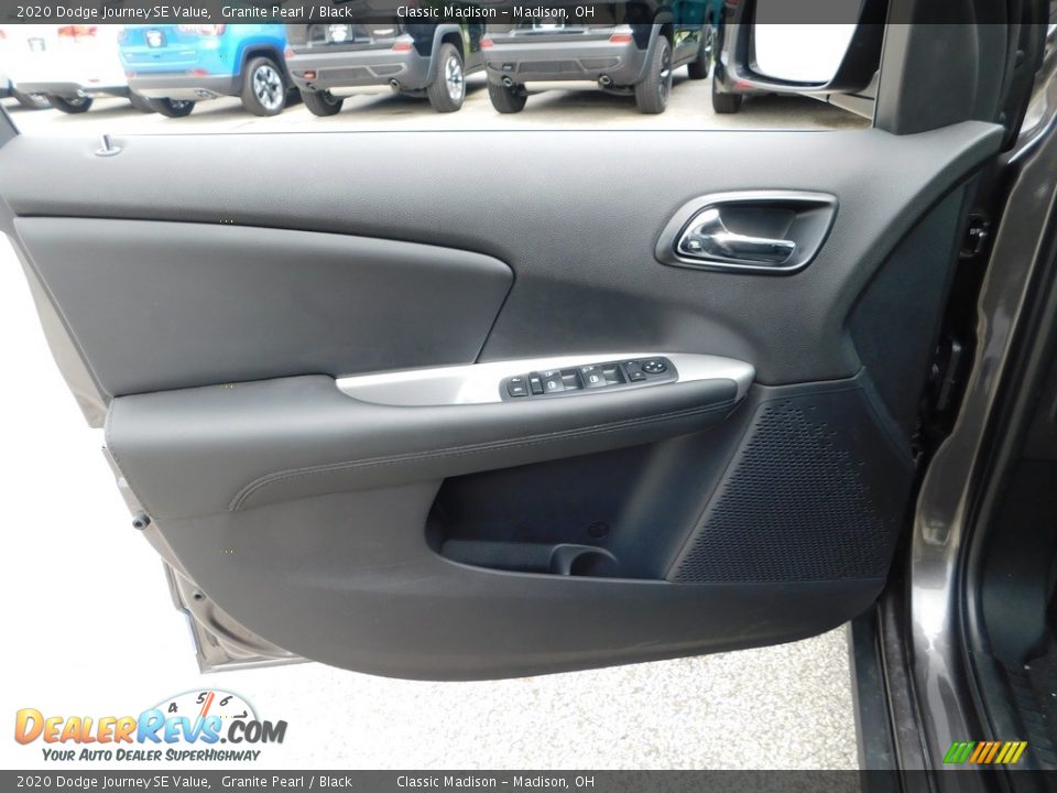 Door Panel of 2020 Dodge Journey SE Value Photo #10