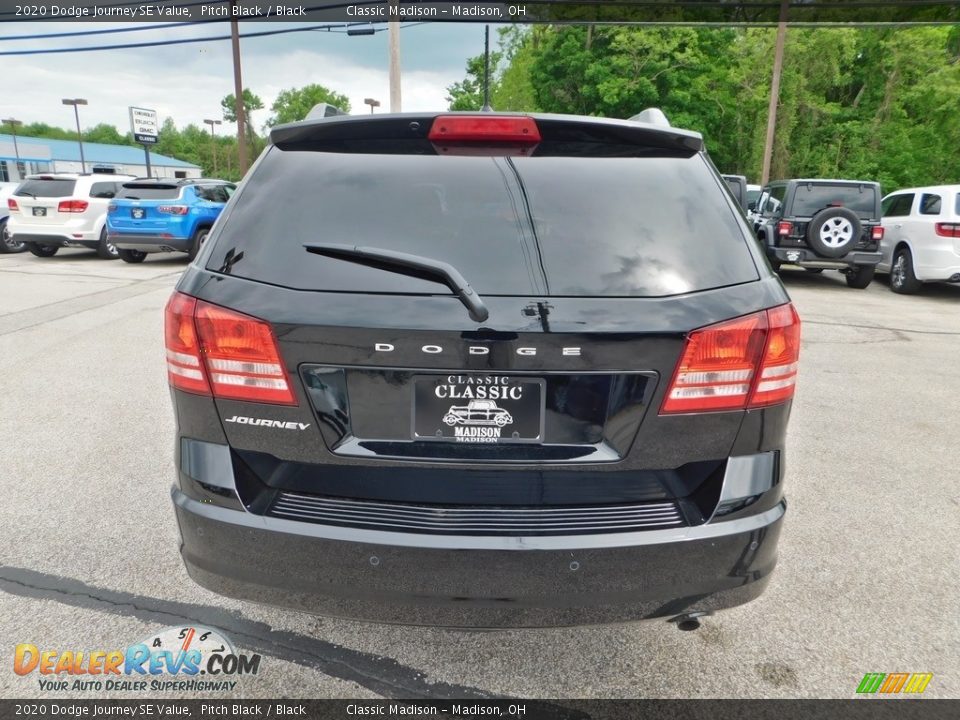 2020 Dodge Journey SE Value Pitch Black / Black Photo #8