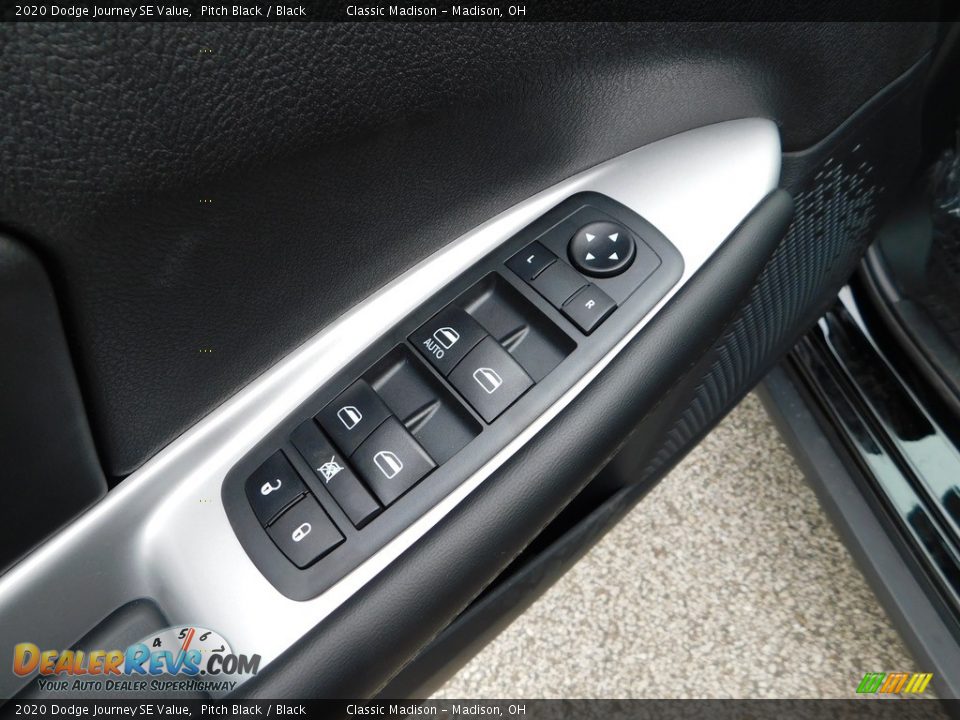 2020 Dodge Journey SE Value Pitch Black / Black Photo #11