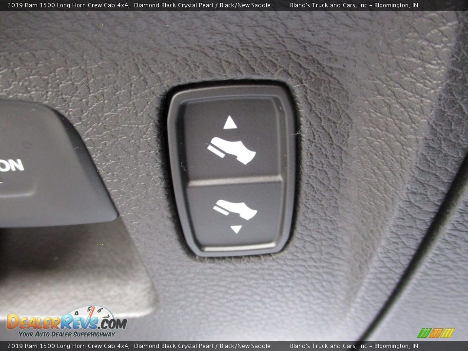 2019 Ram 1500 Long Horn Crew Cab 4x4 Diamond Black Crystal Pearl / Black/New Saddle Photo #15