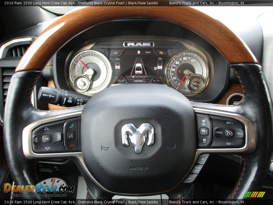 2019 Ram 1500 Long Horn Crew Cab 4x4 Diamond Black Crystal Pearl / Black/New Saddle Photo #17