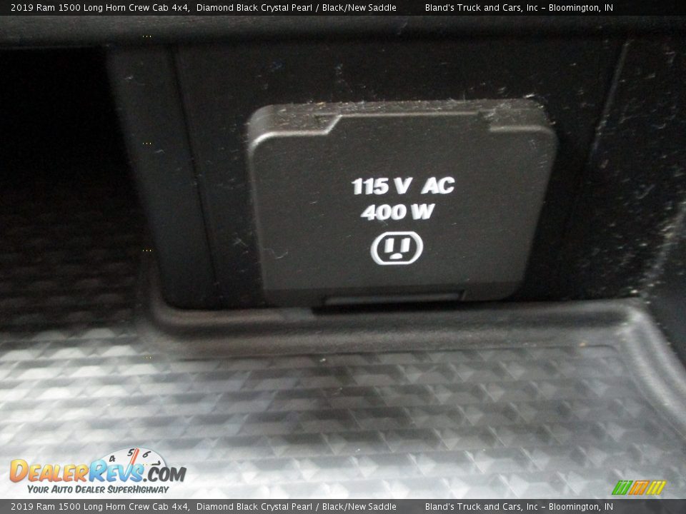 2019 Ram 1500 Long Horn Crew Cab 4x4 Diamond Black Crystal Pearl / Black/New Saddle Photo #31