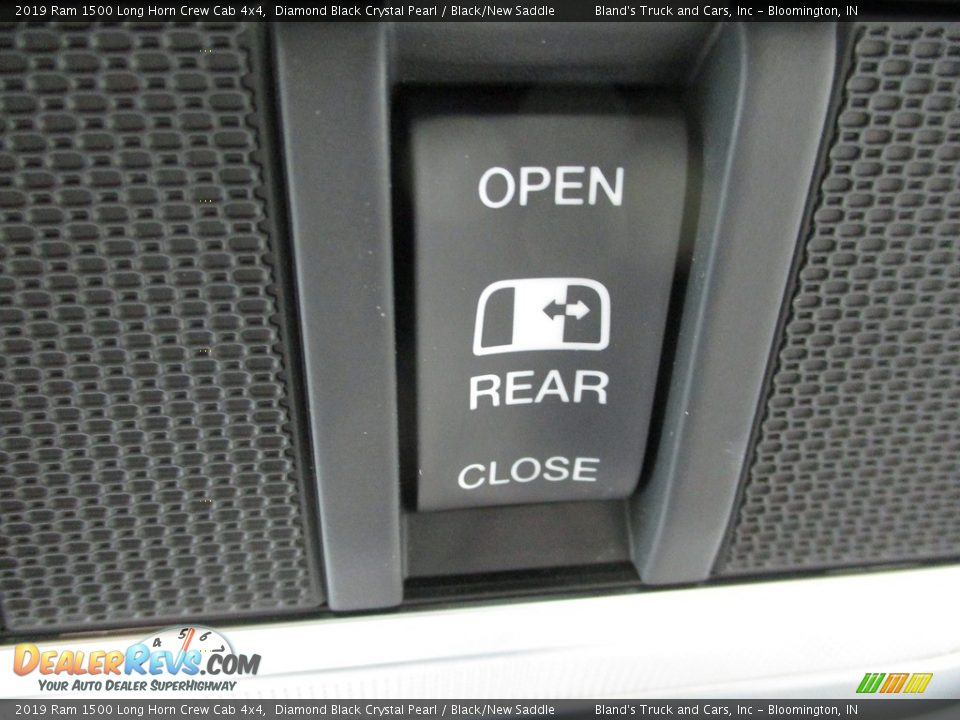 2019 Ram 1500 Long Horn Crew Cab 4x4 Diamond Black Crystal Pearl / Black/New Saddle Photo #34