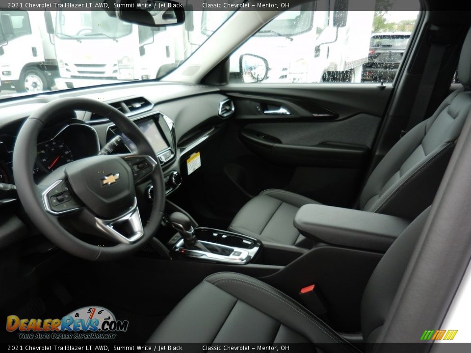 Front Seat of 2021 Chevrolet TrailBlazer LT AWD Photo #6