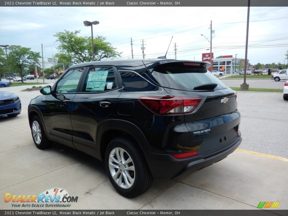 2021 Chevrolet TrailBlazer LS Mosaic Black Metallic / Jet Black Photo #5