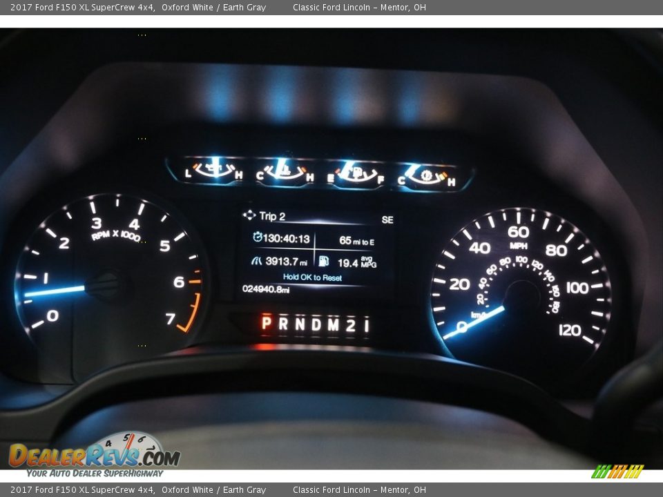 2017 Ford F150 XL SuperCrew 4x4 Oxford White / Earth Gray Photo #9
