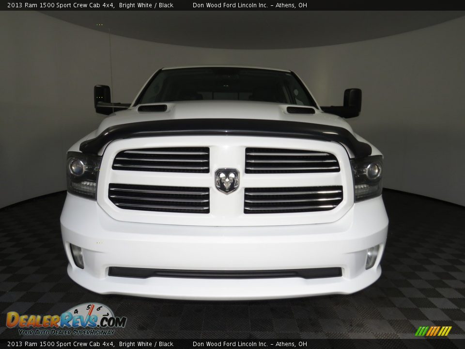 2013 Ram 1500 Sport Crew Cab 4x4 Bright White / Black Photo #4