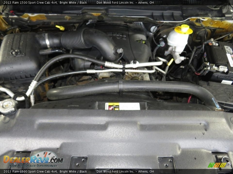2013 Ram 1500 Sport Crew Cab 4x4 Bright White / Black Photo #6
