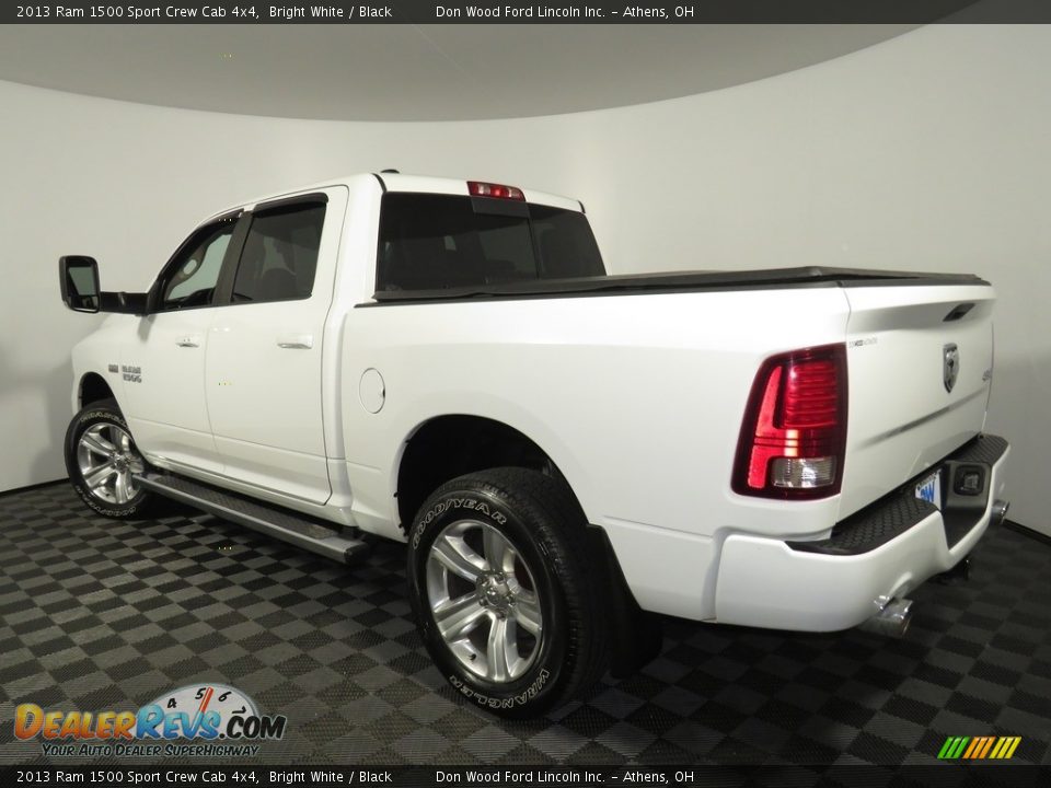 2013 Ram 1500 Sport Crew Cab 4x4 Bright White / Black Photo #9