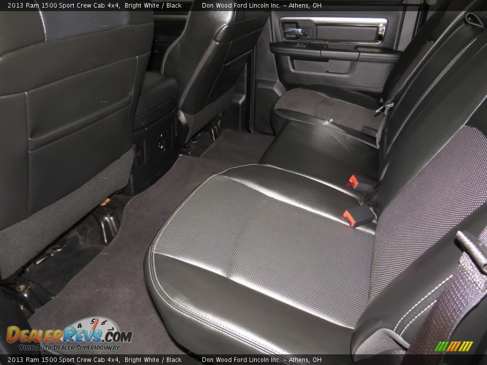 2013 Ram 1500 Sport Crew Cab 4x4 Bright White / Black Photo #20
