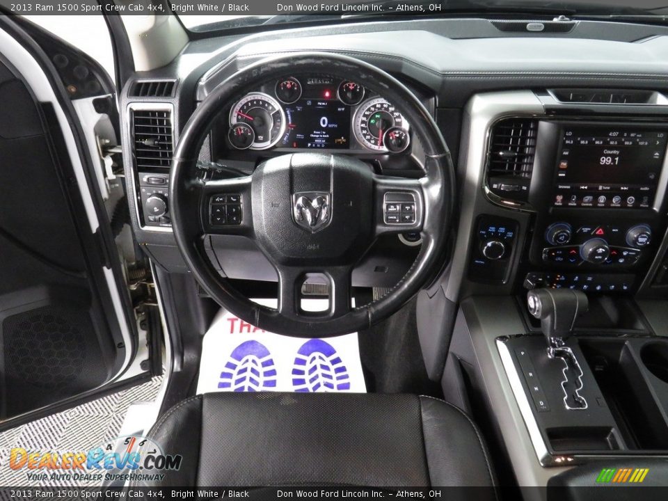 2013 Ram 1500 Sport Crew Cab 4x4 Bright White / Black Photo #28