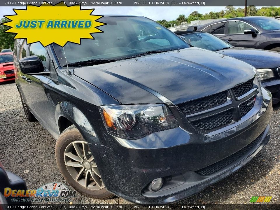 2019 Dodge Grand Caravan SE Plus Black Onyx Crystal Pearl / Black Photo #1