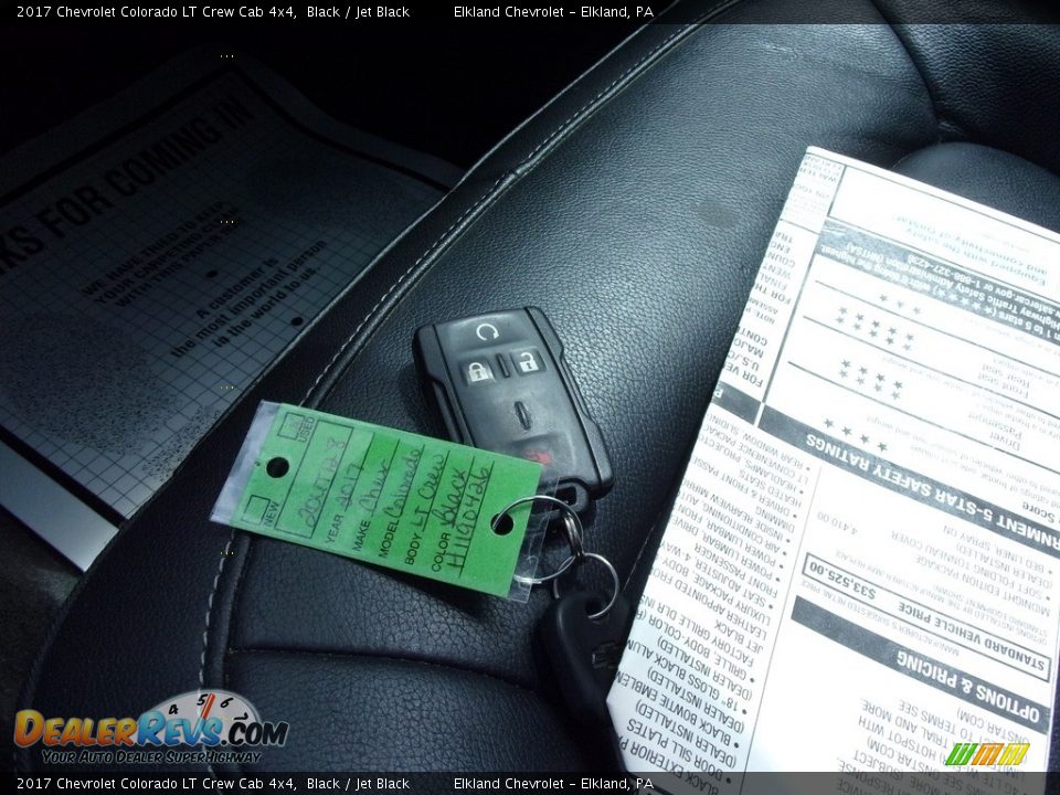 2017 Chevrolet Colorado LT Crew Cab 4x4 Black / Jet Black Photo #28