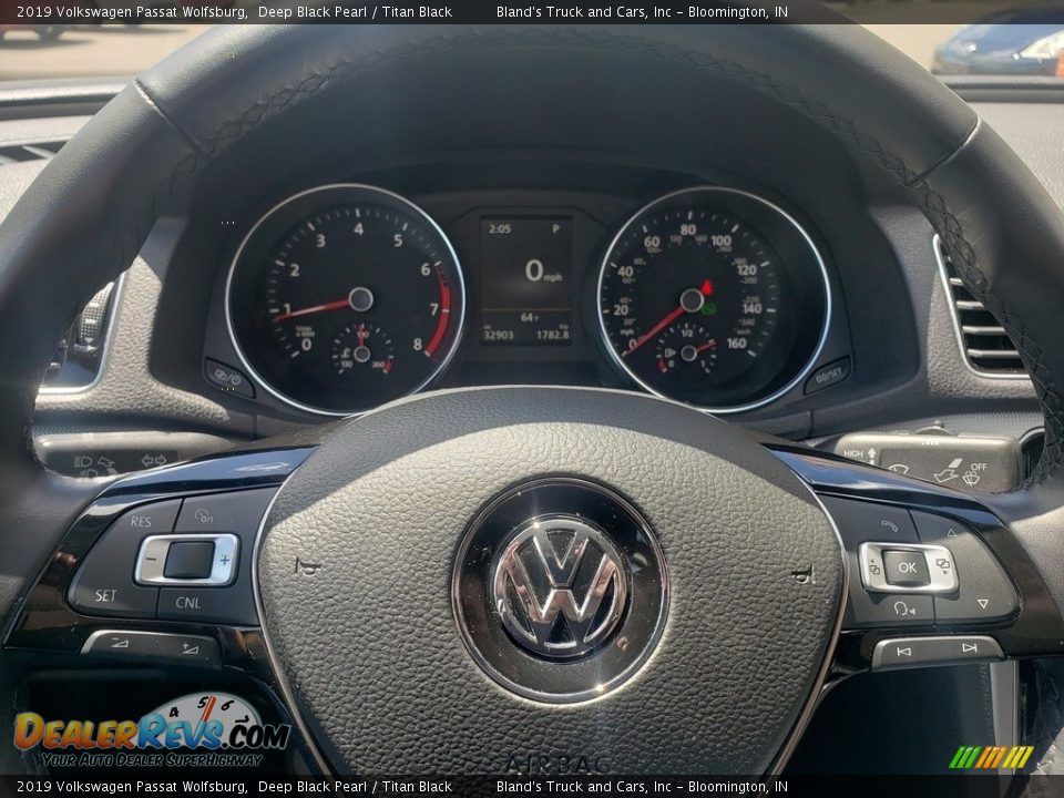 2019 Volkswagen Passat Wolfsburg Deep Black Pearl / Titan Black Photo #11