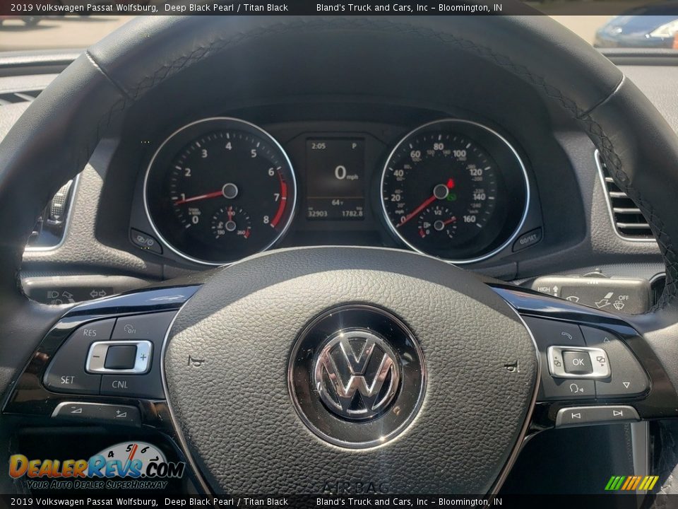 2019 Volkswagen Passat Wolfsburg Deep Black Pearl / Titan Black Photo #11