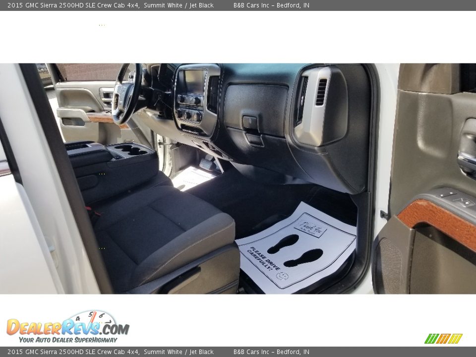 2015 GMC Sierra 2500HD SLE Crew Cab 4x4 Summit White / Jet Black Photo #17