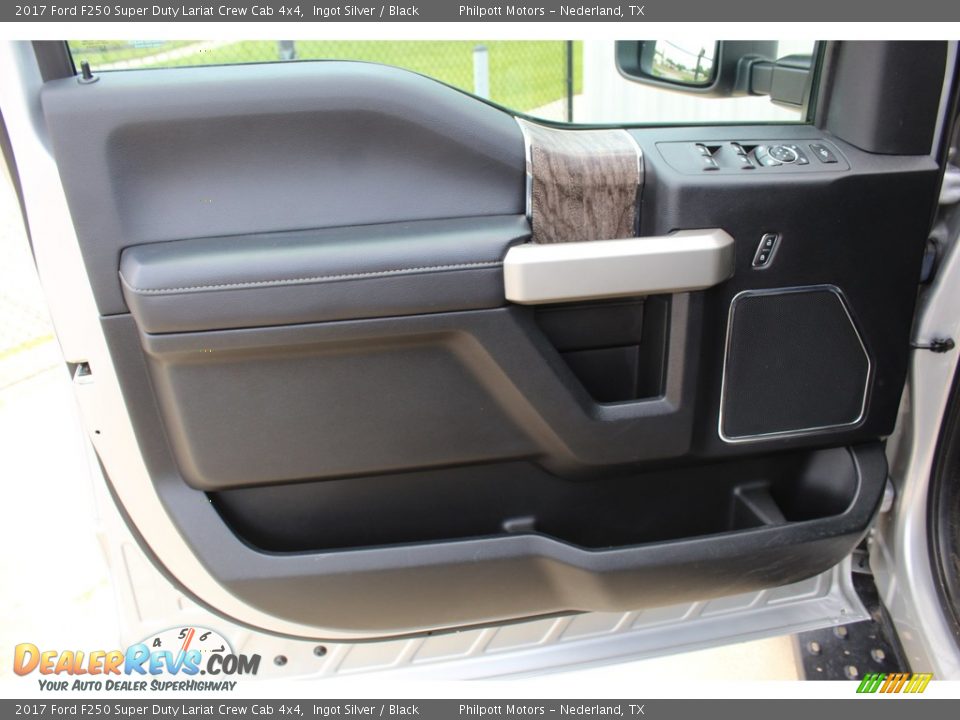 2017 Ford F250 Super Duty Lariat Crew Cab 4x4 Ingot Silver / Black Photo #11